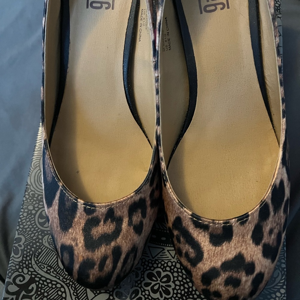 Mix No. 6 Womens Leopard Print Heels